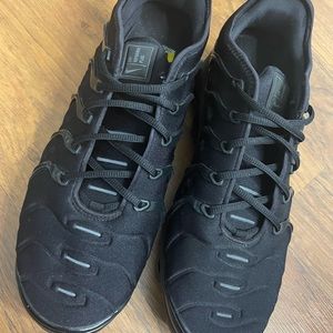 Nike Air Vapormax Plus black